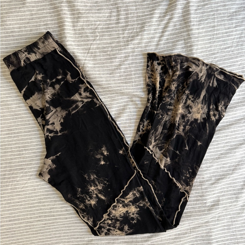 Kim Shui Black and Tan Tie-Dye Pants - Picture 2 of 3